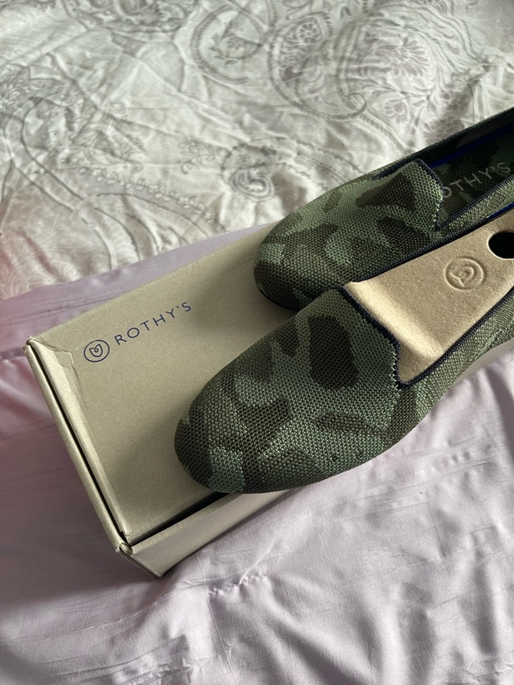 ROTHY’S 'The Loafer' Loafer Flats in Olive Camo Green Women’s Size 6 - Picture 15 of 16